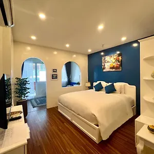 Chez Mimosa Corner - New Address 90 De Tham Ho Chi Minh-stad