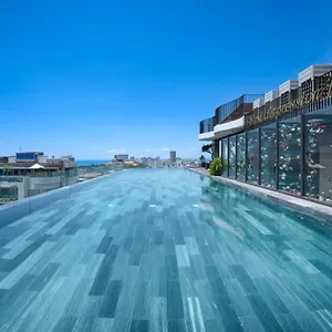 Hotel Golden Lotus Grand